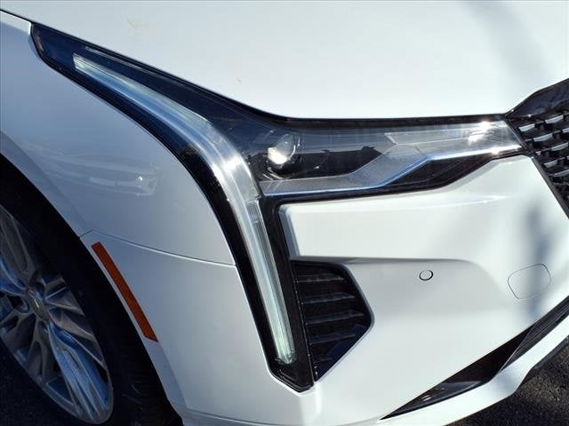 2025 Cadillac CT4 Premium Luxury