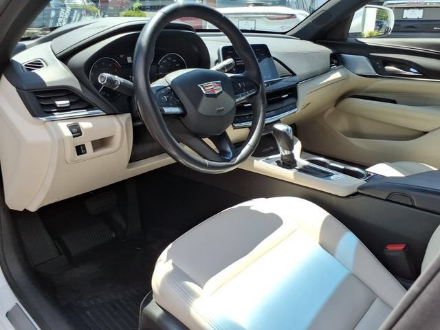 2024 Cadillac CT4 Luxury