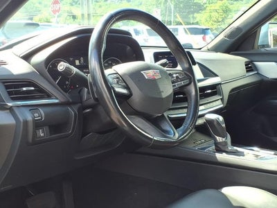 2023 Cadillac CT4 Luxury