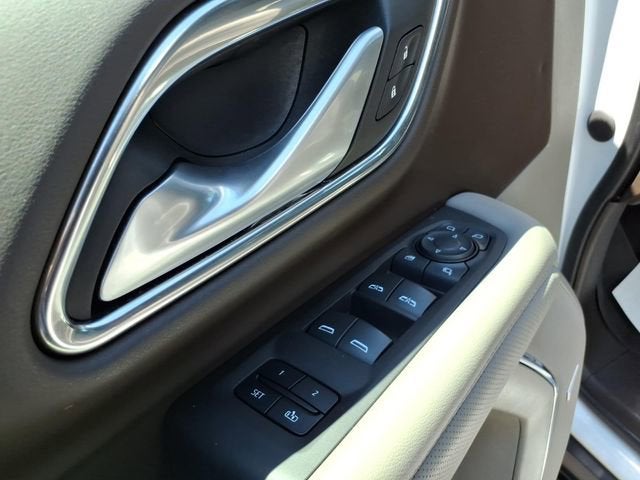 2022 GMC Yukon XL SLT