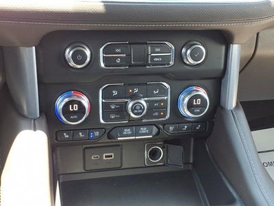 2022 GMC Yukon XL SLT