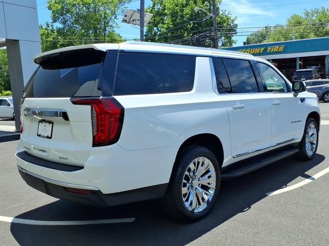 2022 GMC Yukon XL SLT
