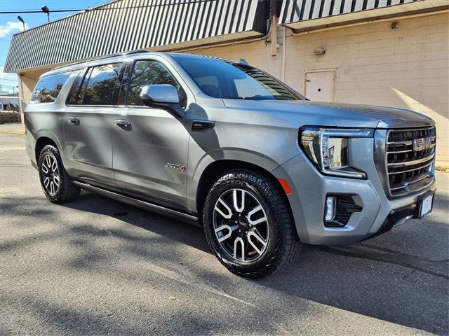 2023 GMC Yukon XL AT4