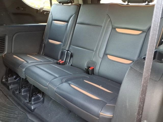 2022 GMC Yukon XL AT4
