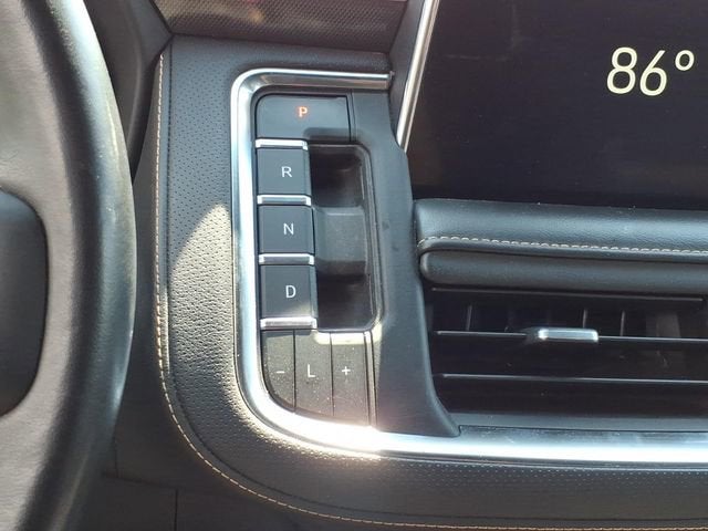2022 GMC Yukon XL AT4