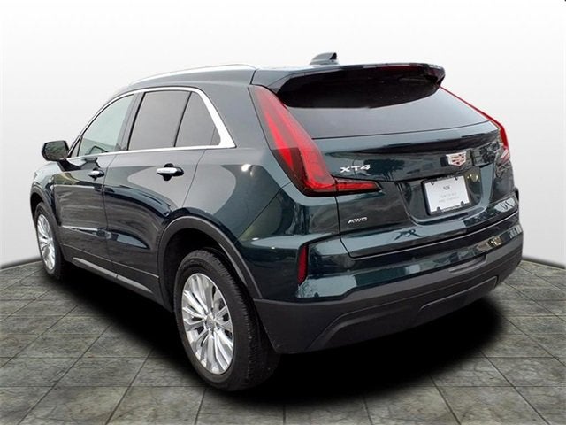 2024 Cadillac XT4 Luxury