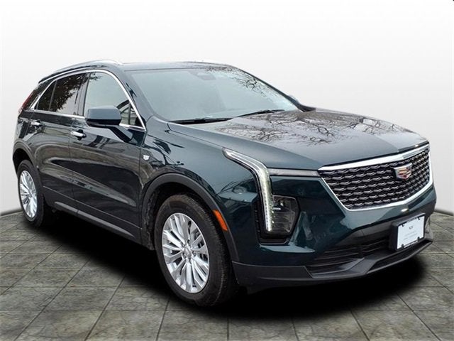 2024 Cadillac XT4 Luxury