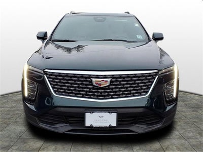 2024 Cadillac XT4 Luxury