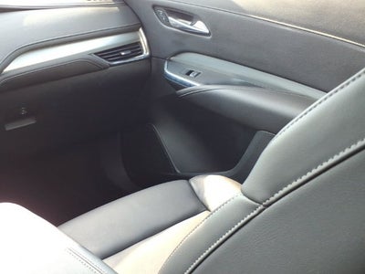 2023 Cadillac XT4 AWD Premium Luxury