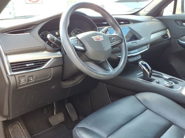 2023 Cadillac XT4 AWD Premium Luxury