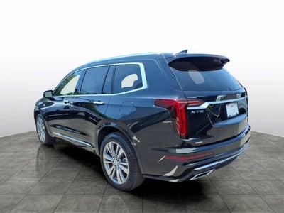 2025 Cadillac XT6 Premium Luxury
