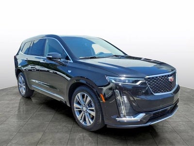 2025 Cadillac XT6 Premium Luxury