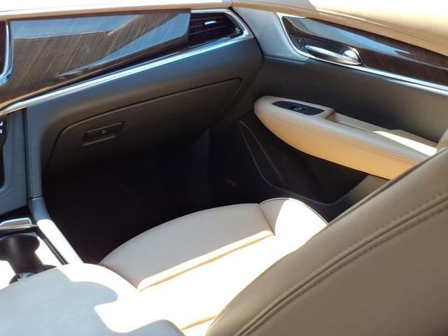 2025 Cadillac XT6 Sport