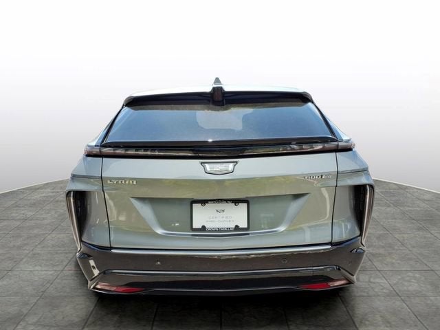 2024 Cadillac LYRIQ Luxury 1