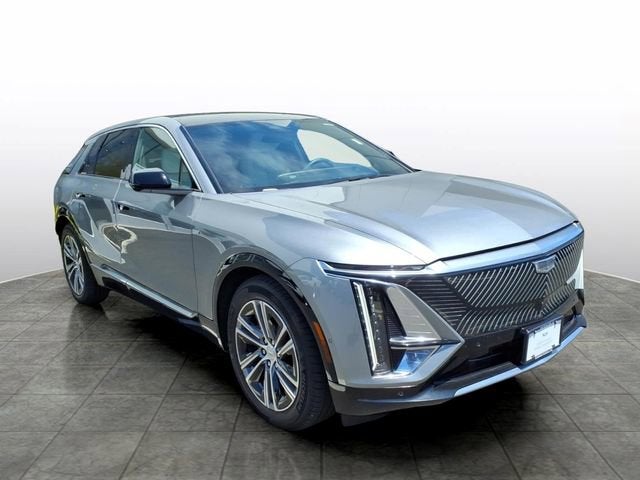 2024 Cadillac LYRIQ Luxury 1