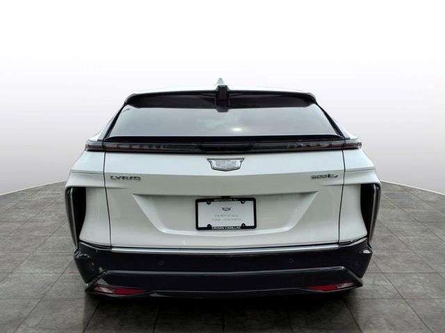 2024 Cadillac LYRIQ Luxury 1
