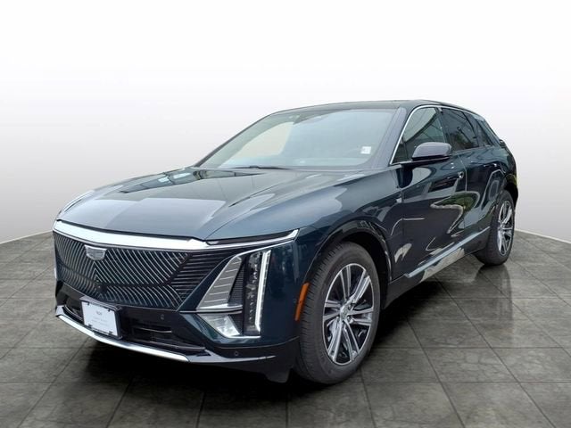 2024 Cadillac LYRIQ Luxury 1