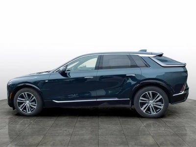 2024 Cadillac LYRIQ Luxury 1