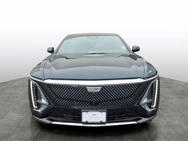 2024 Cadillac LYRIQ Luxury 1