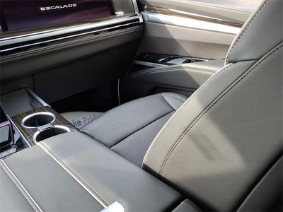 2025 Cadillac Escalade ESV Premium Luxury