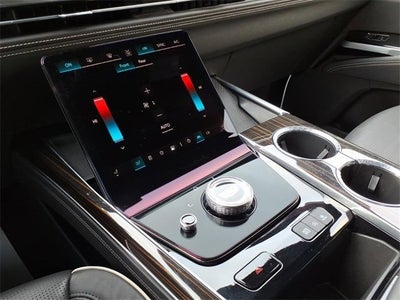 2025 Cadillac Escalade ESV Premium Luxury