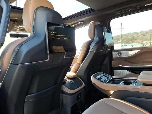 2025 Lincoln Navigator Black Label