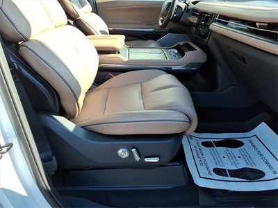 2025 Lincoln Navigator Black Label