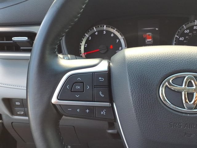 2020 Toyota Highlander LE