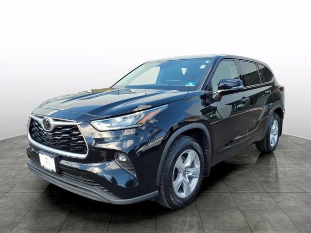 2020 Toyota Highlander LE