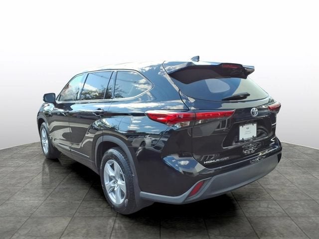 2020 Toyota Highlander LE