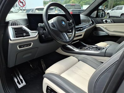 2024 BMW X7 M60i