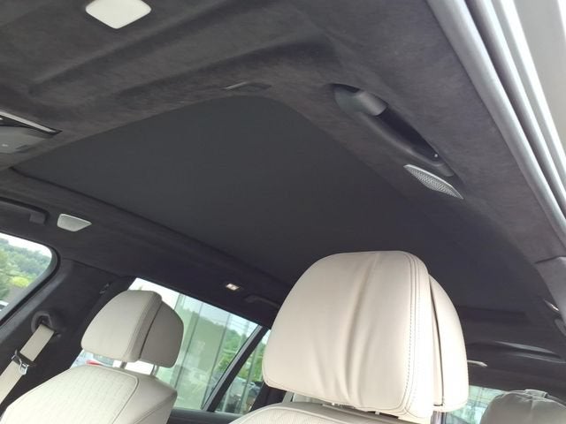 2024 BMW X7 M60i