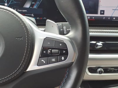 2024 BMW X7 M60i