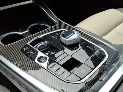 2024 BMW X7 M60i