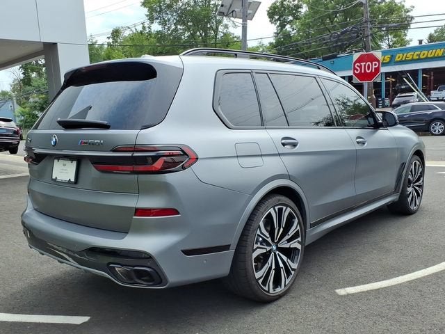 2024 BMW X7 M60i