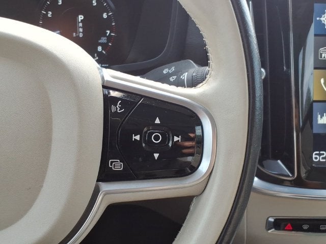 2020 Volvo S60 Momentum
