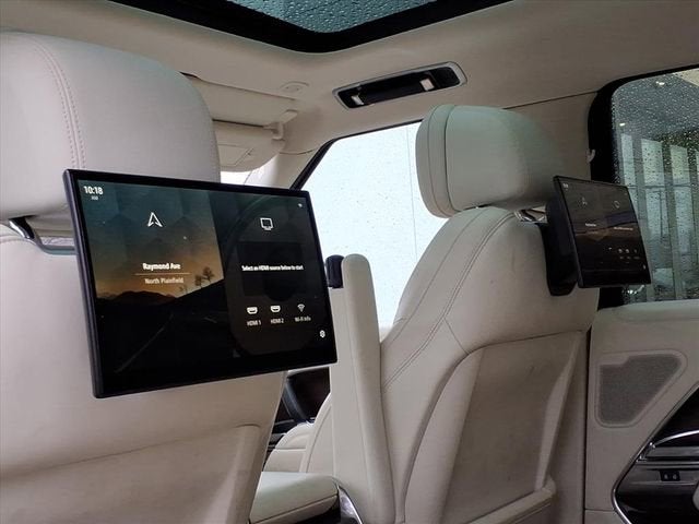 2023 Land Rover Range Rover SE