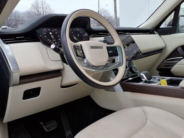 2023 Land Rover Range Rover SE