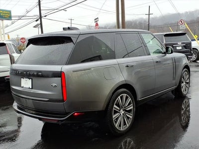 2023 Land Rover Range Rover SE