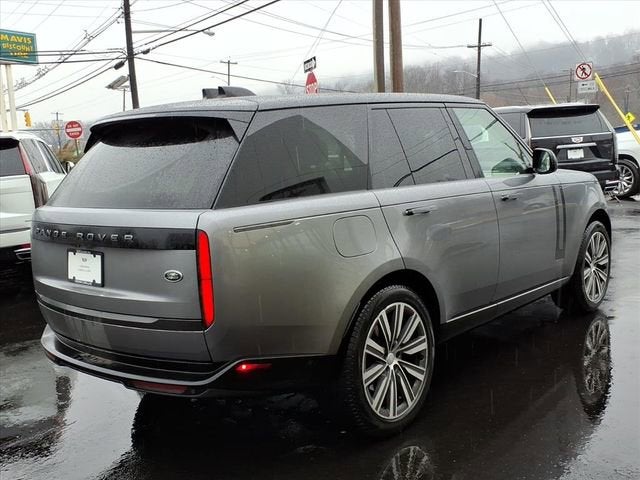 2023 Land Rover Range Rover SE