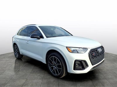 2021 Audi SQ5 Premium Plus