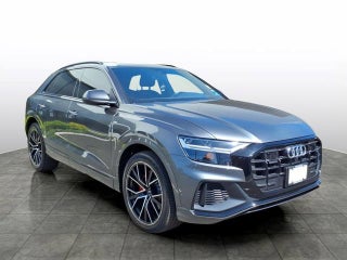 2020 Audi Q8 Premium Plus