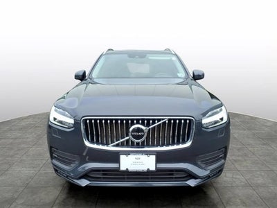 2022 Volvo XC90 Momentum