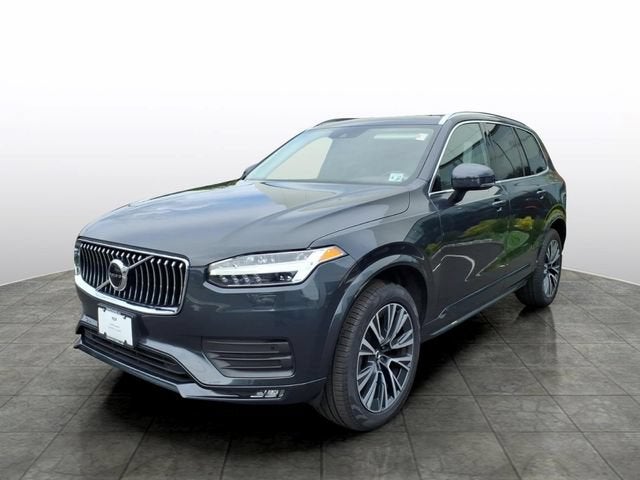 2022 Volvo XC90 Momentum