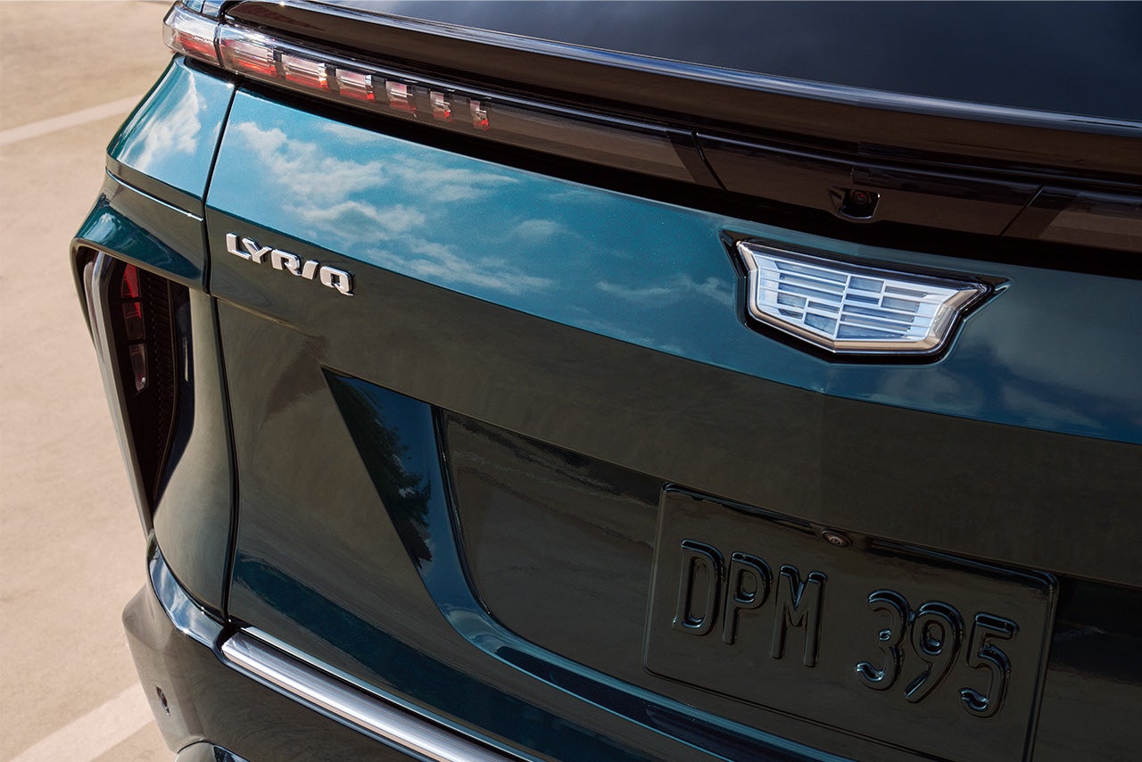 Crown Cadillac in Watchung NJ