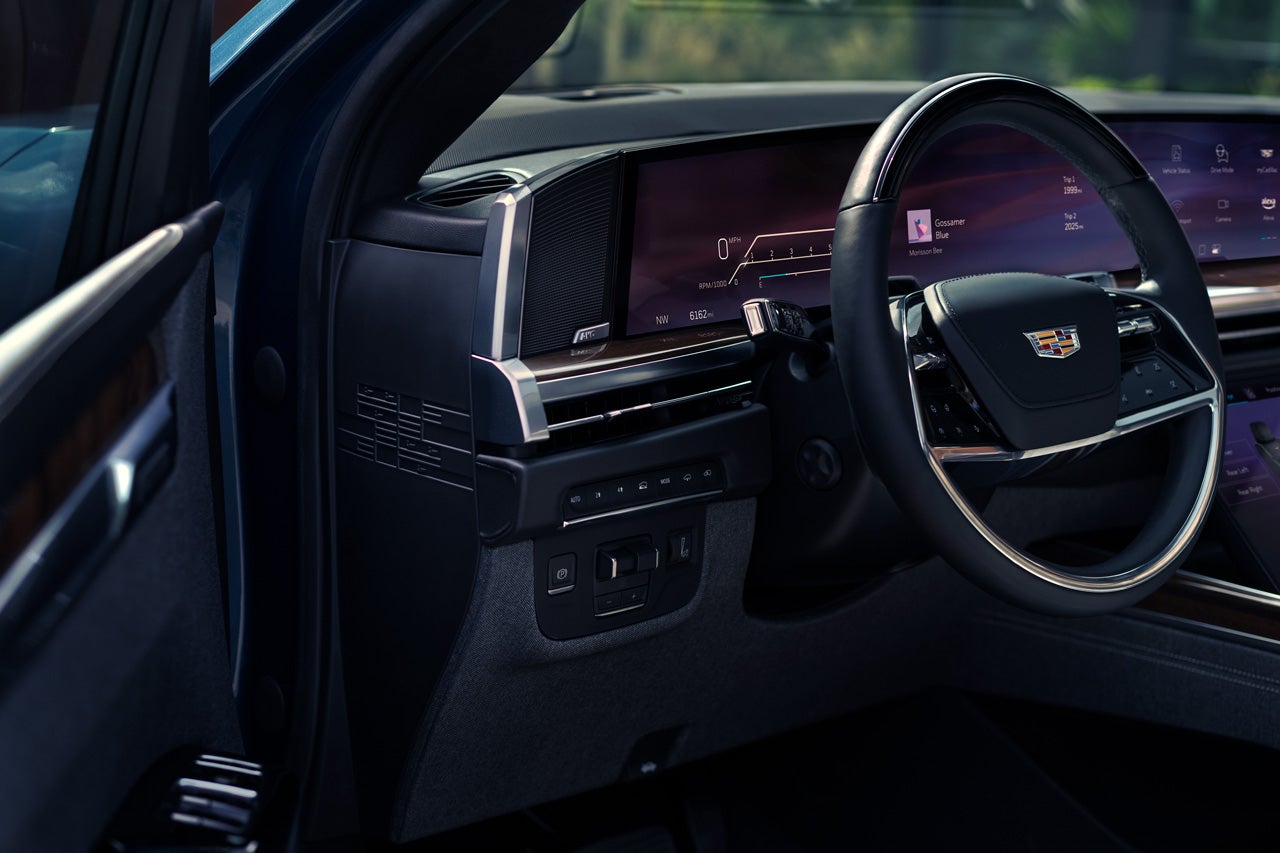 Crown Cadillac in Watchung NJ